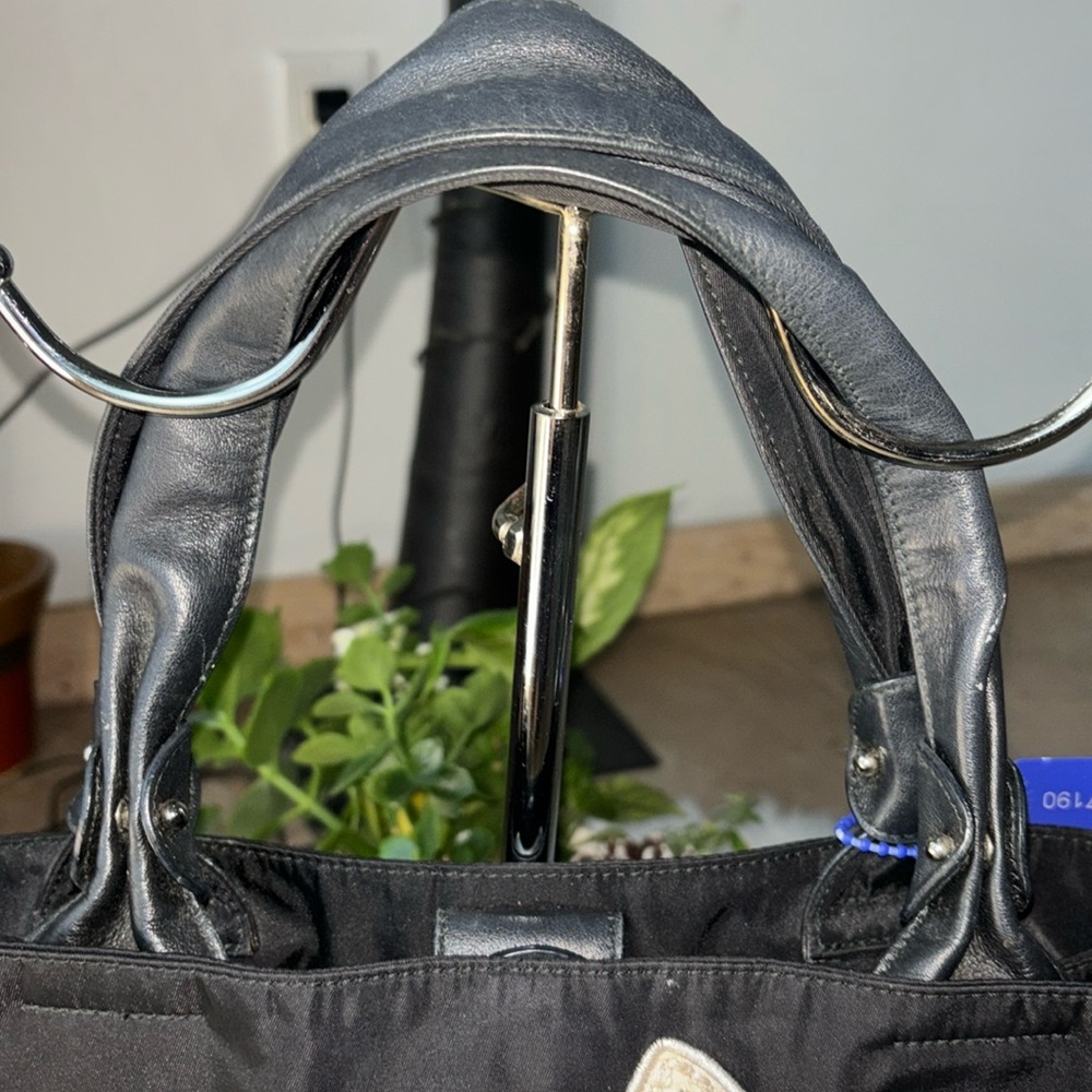 FERRAGAMO “RARE” HEELS SHOULDER BAG - Picture 7 of 17